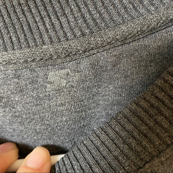 Starter Grey Crewneck Sweater - Picture 4 of 8